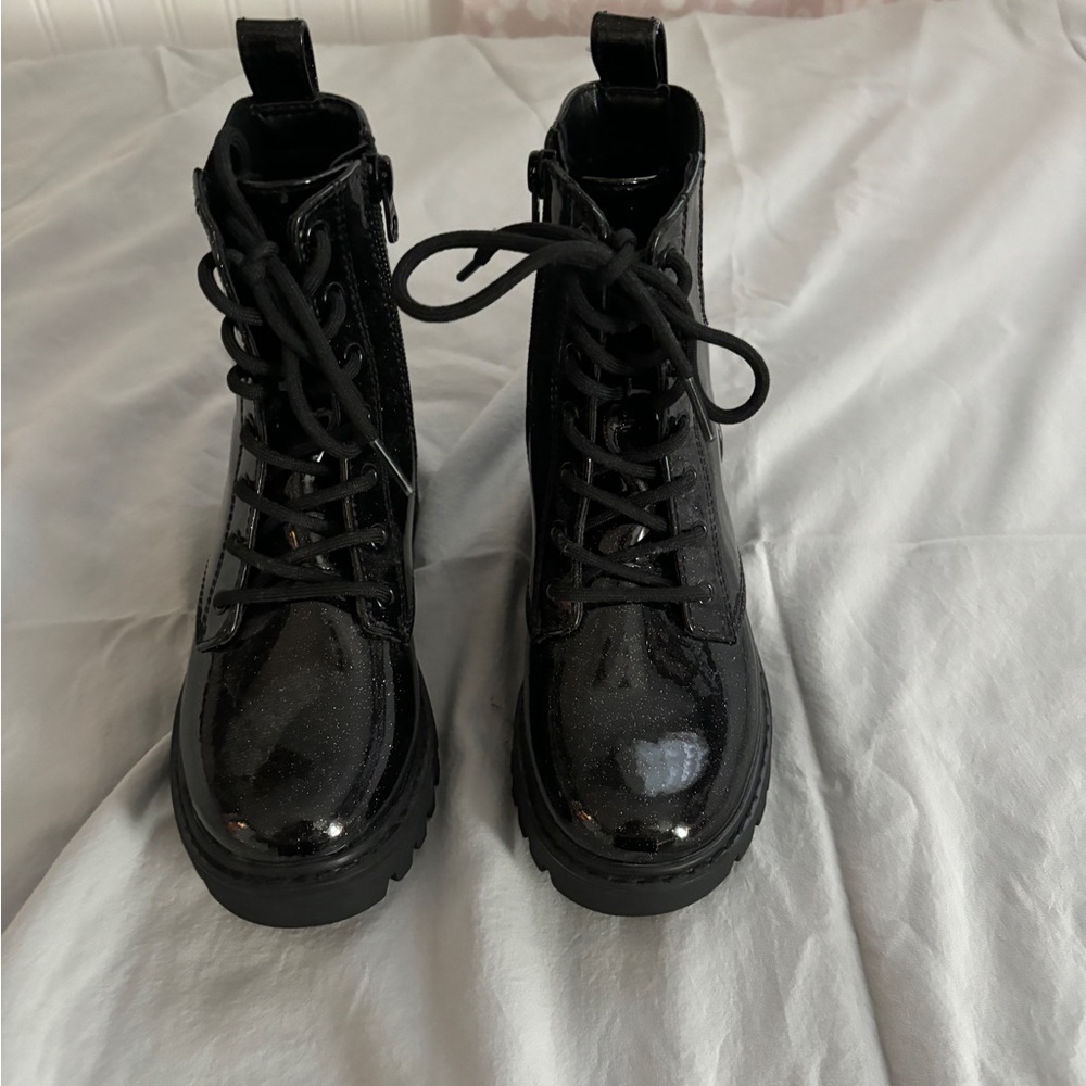 Sparkly girls, black combat boots with lace ups and side zippers